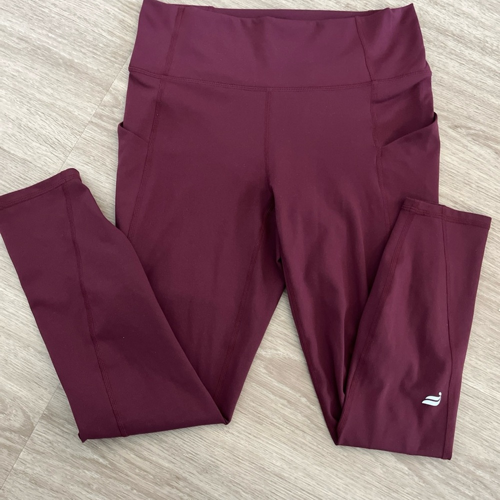 Fabletics Pureluxe Leggings Womens Medium Plum Oasis High Waisted Side Pockets